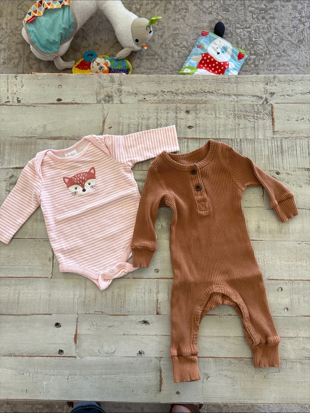 Carter’s Baby Girls 0-3 Months 14 Piece Capsule Wardrobe Bundle